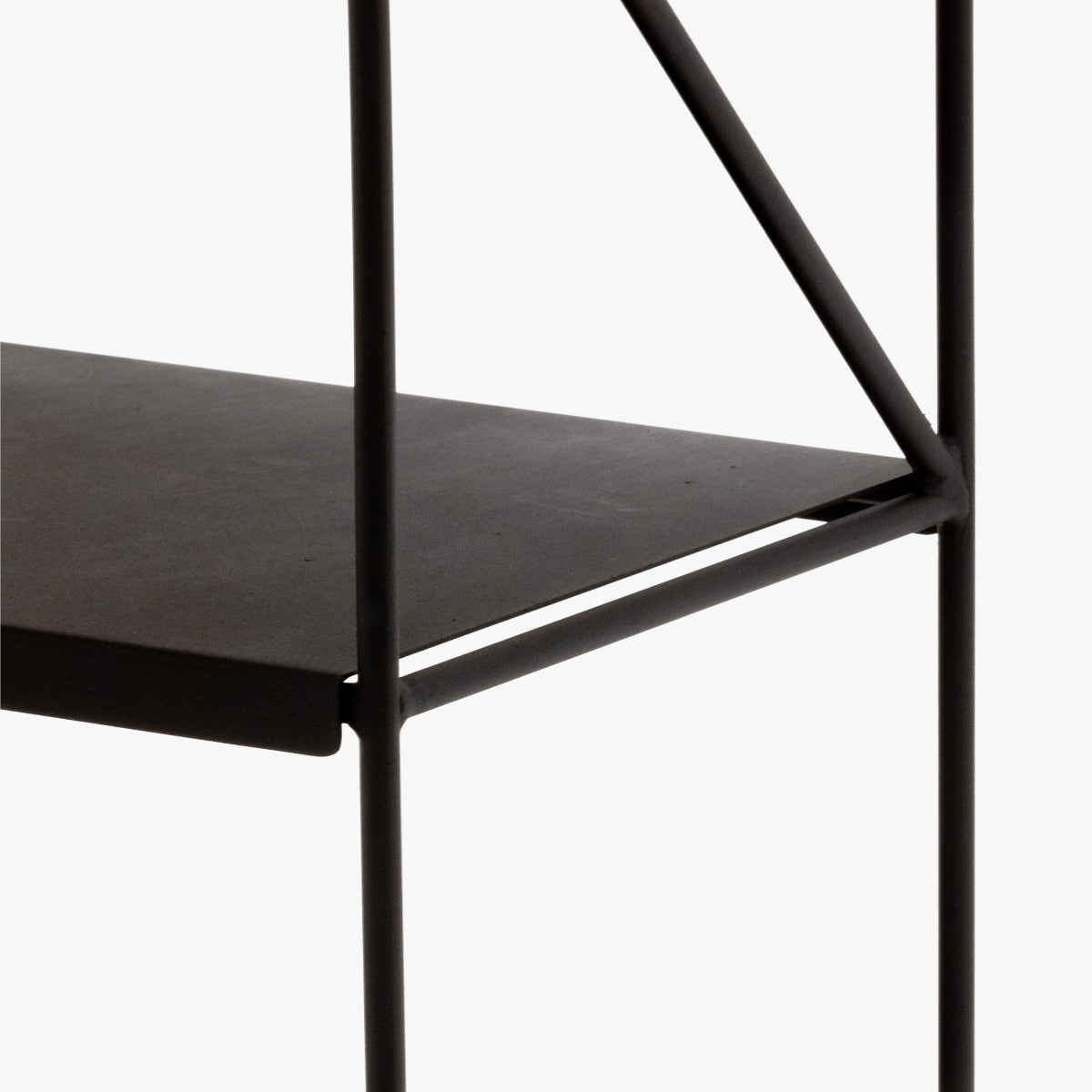 Biblioteca Mangle | The Blue House