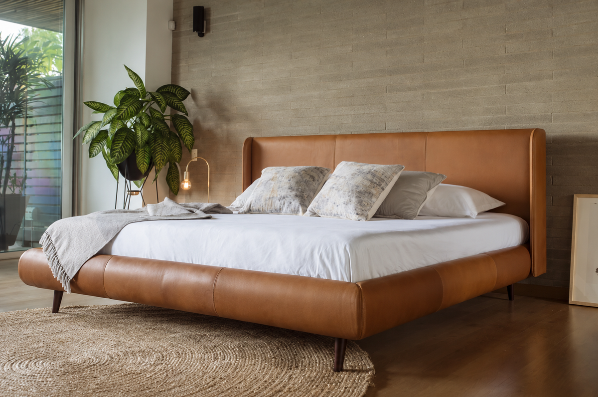 Cama en cuero Risanni Plus The Blue House Colombia