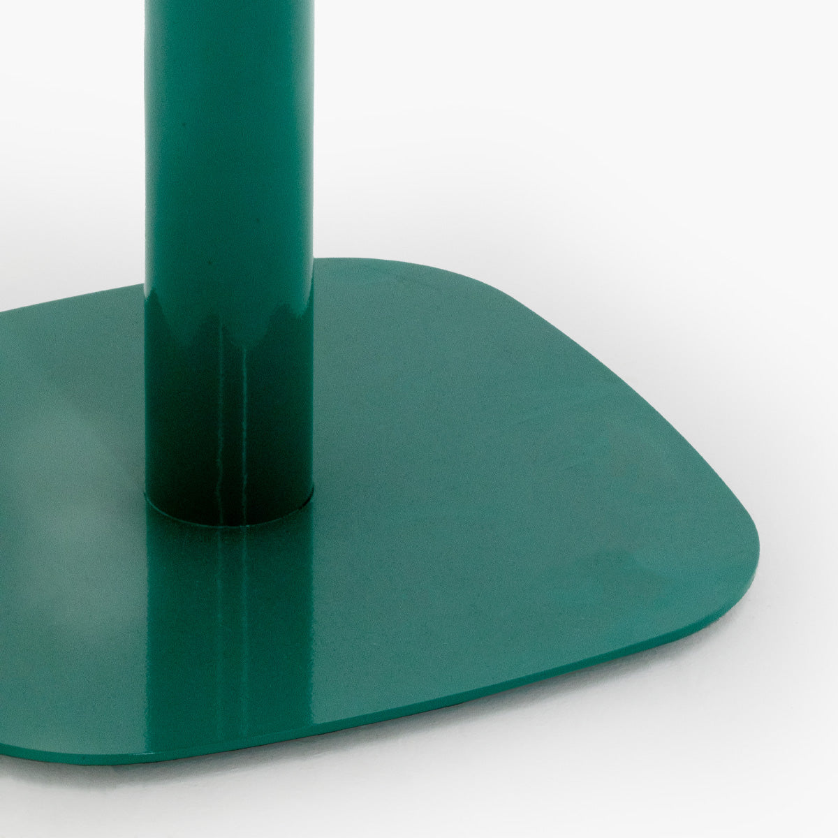 Mesa de comedor MORU en madera - The Blue House