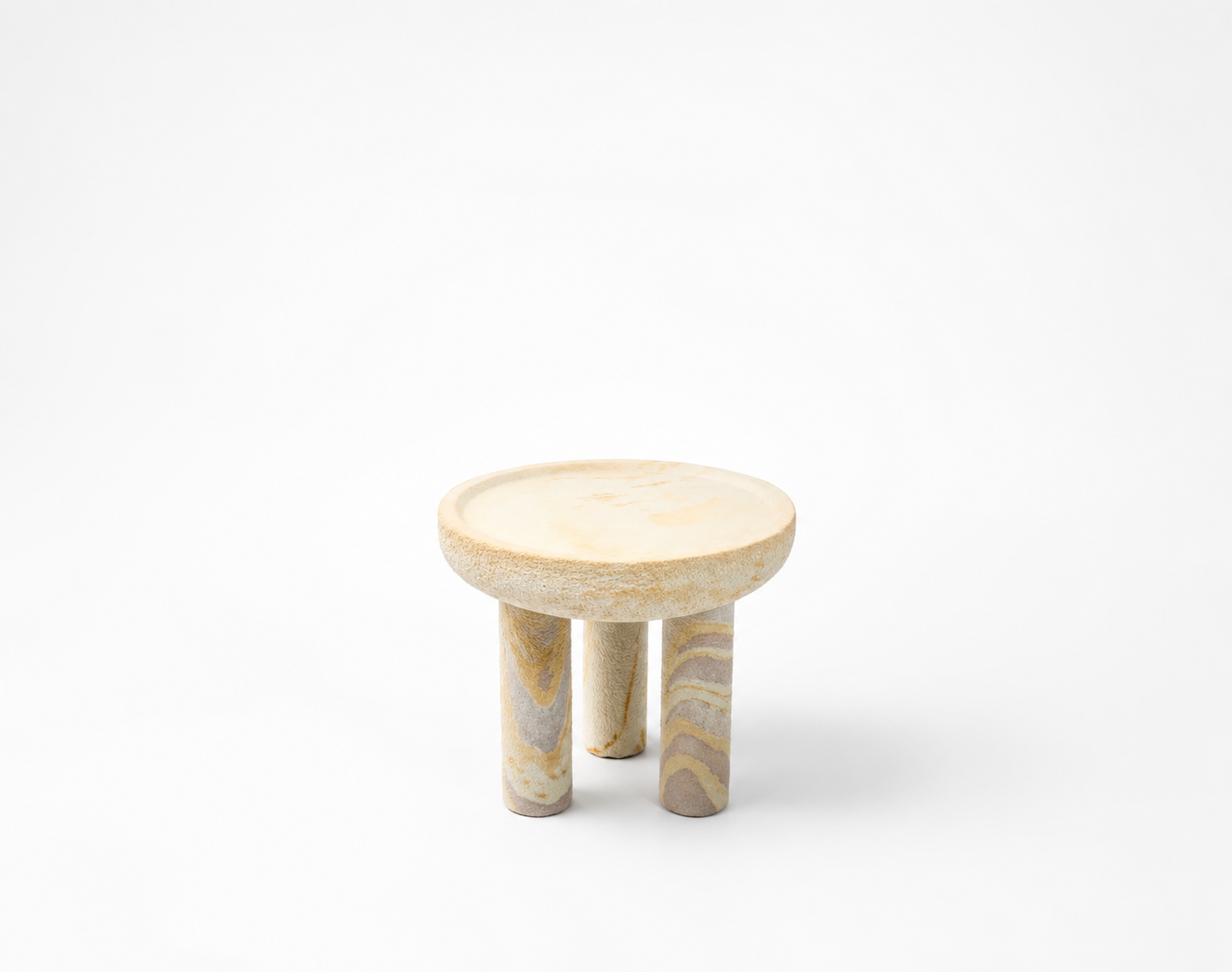 Stool Redondo 3 Patas Plato Bravio Bravío