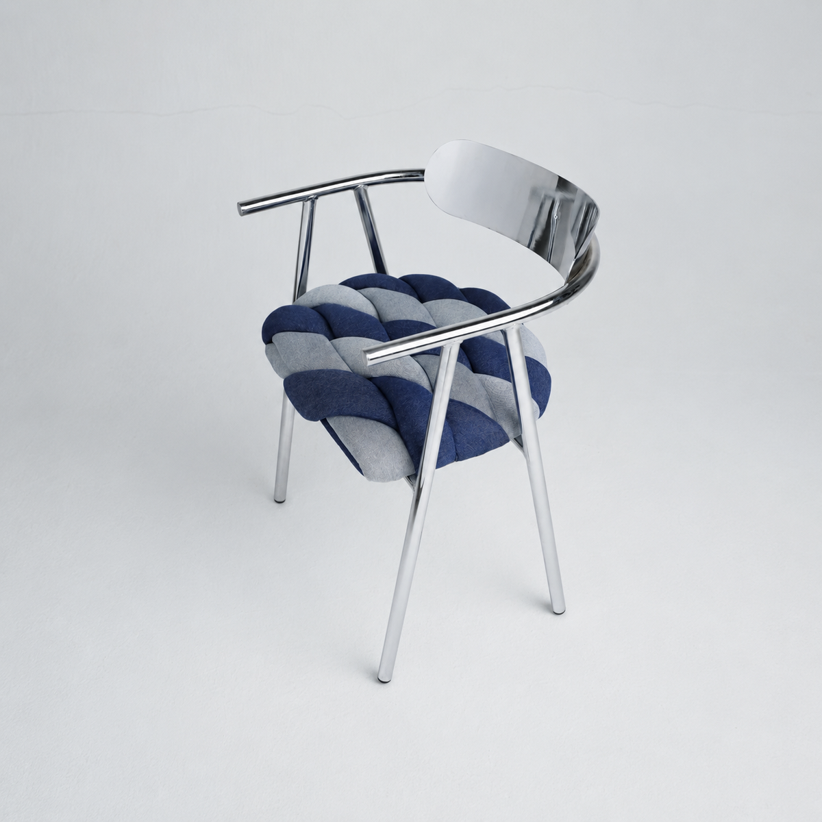 Silla Top Cromada con Brazos Americanino The Blue House